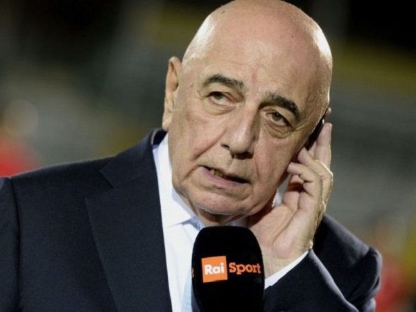Jabat Tangan dengan Cardinale, Sinyal Kuat Kembalinya Adriano Galliani