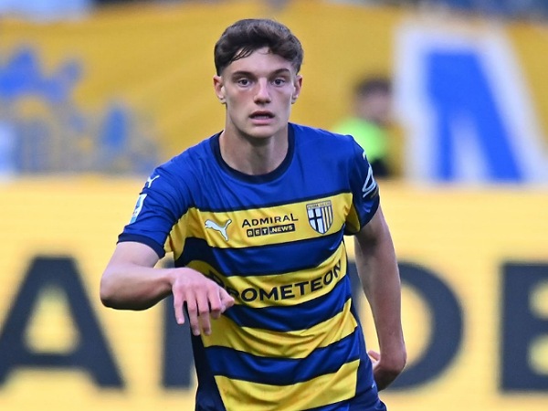 Minat Giovanni Leoni Dipertanyakan, Milan Terhalang Harga Jual Parma